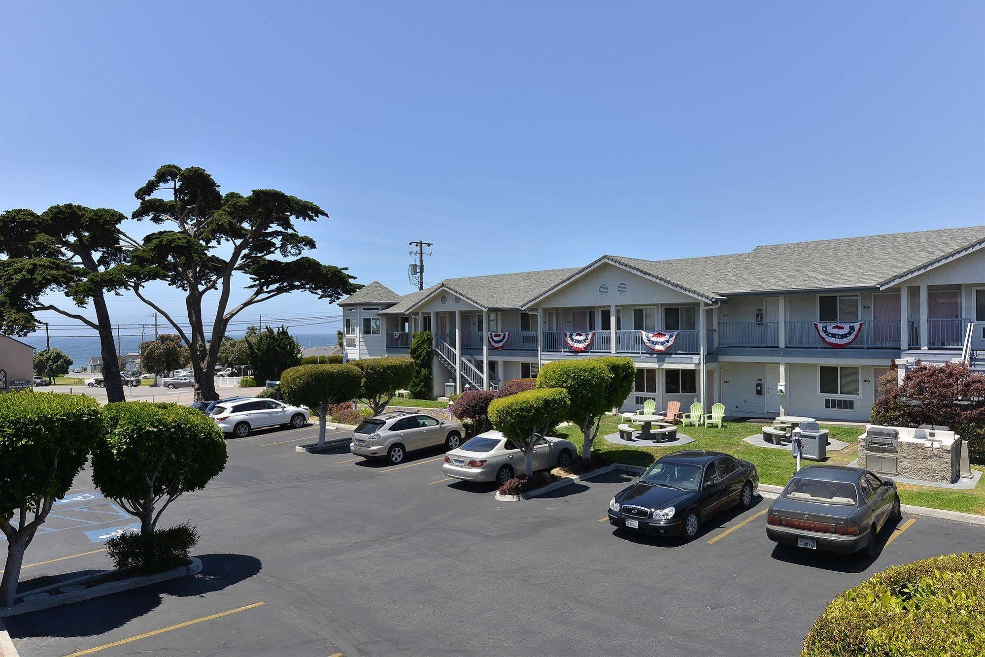 Cayucos Beach Inn מראה חיצוני תמונה